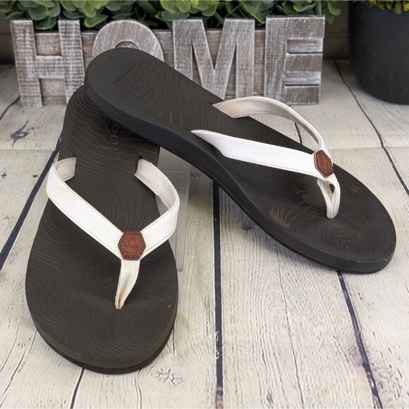 Reef Zen Love Sandals Flip Flops - Picture 1 of 11